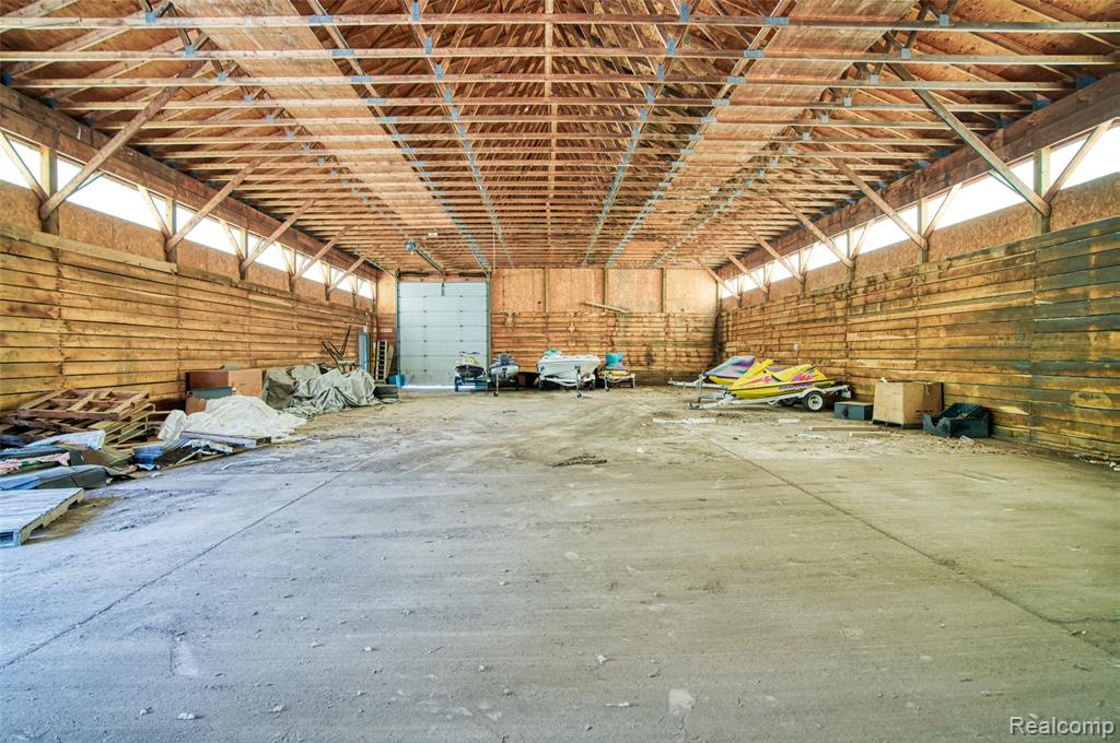 9649 Van Buren Road Property Photo 10