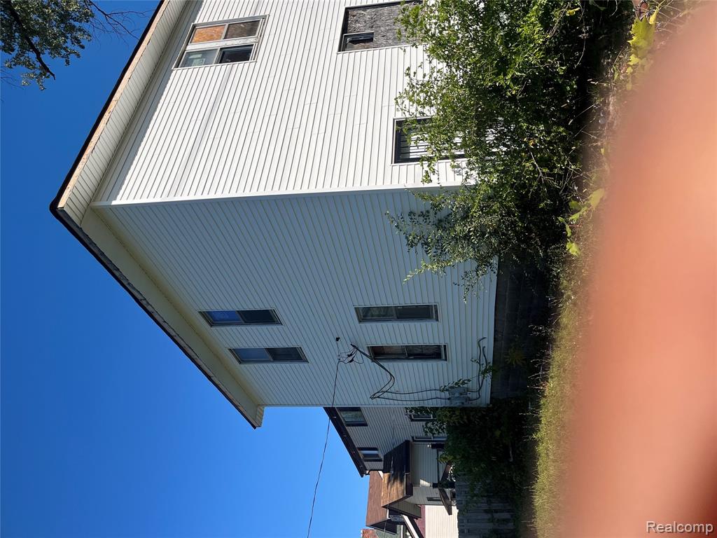 12201-03 Hartwell Street Property Photo 3