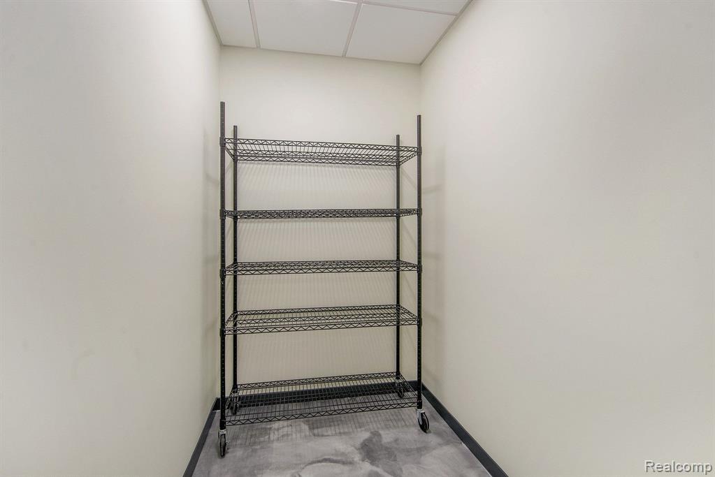 150 Jeffords Property Photo 21