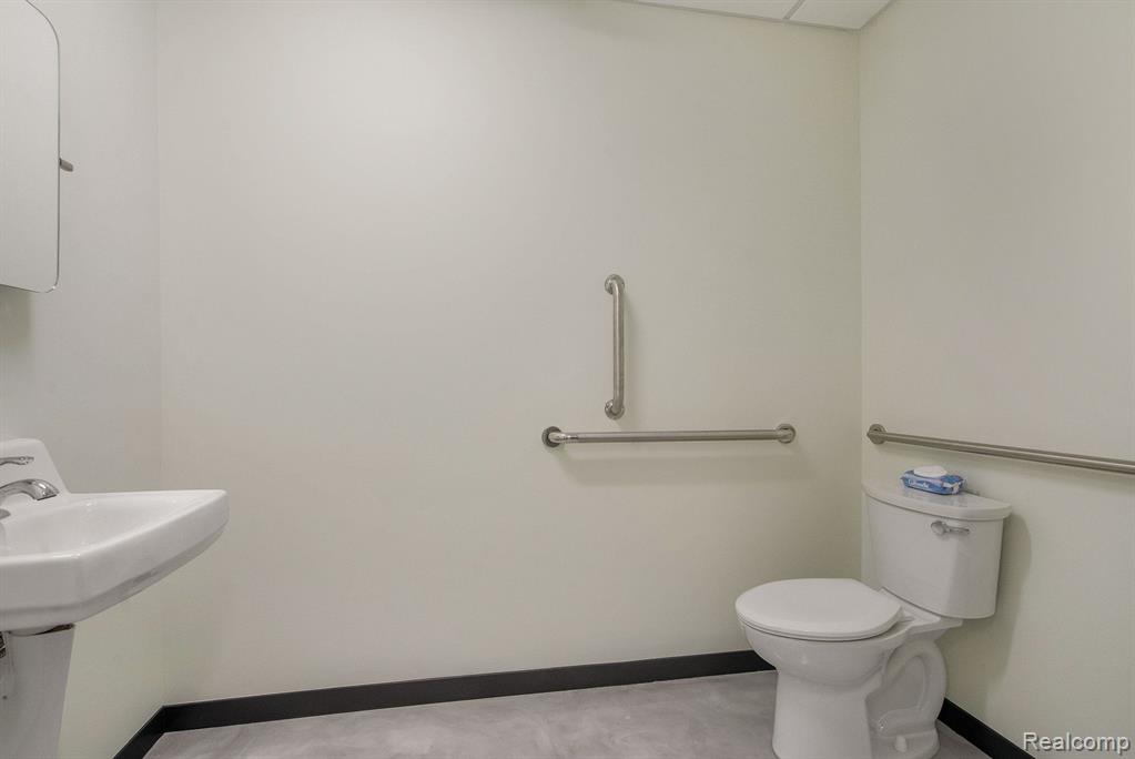 150 Jeffords Property Photo 24