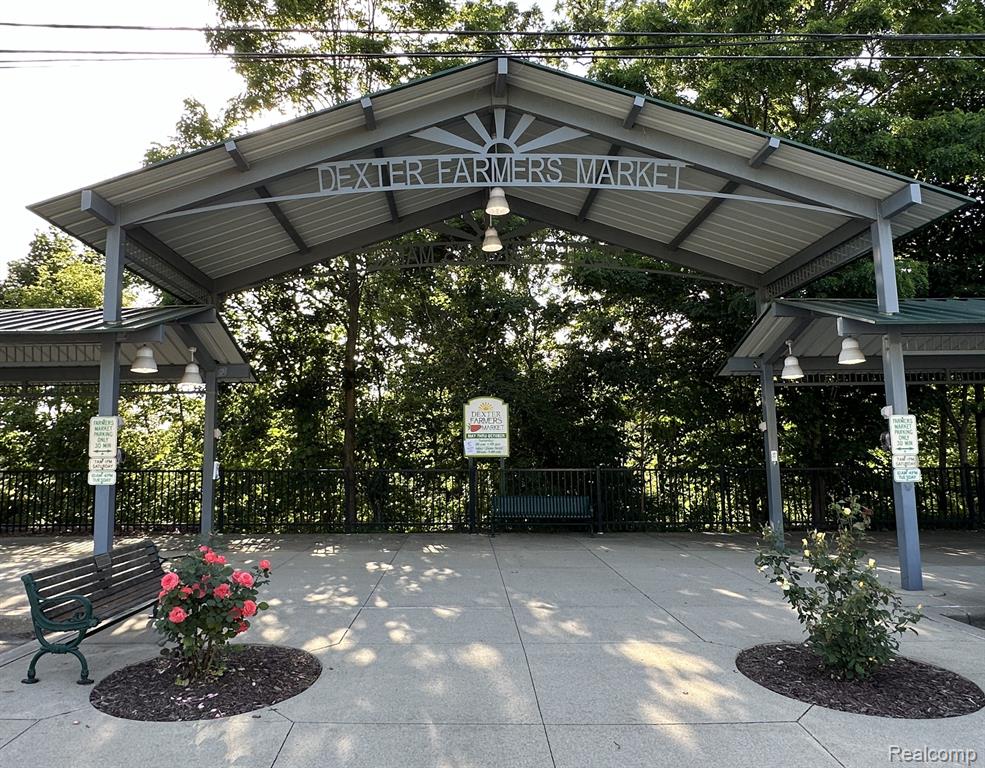 150 Jeffords Property Photo 33