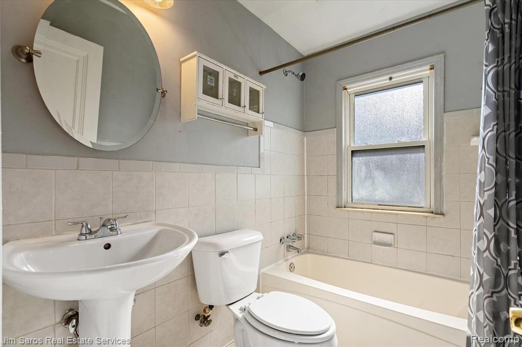 2962 Ewald Circle Property Photo 11