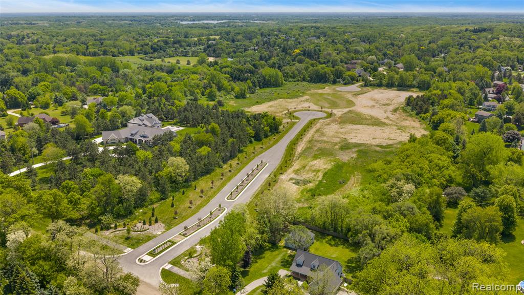 3269 Willis Drive Property Photo 5