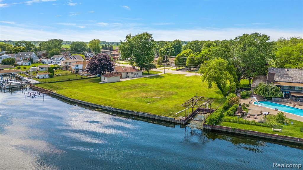 39196 Lakeshore Drive Property Photo 1