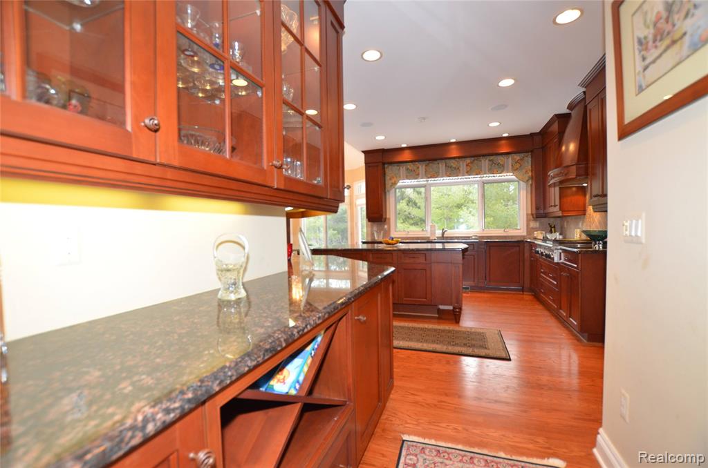 2551 Ginger Court Property Photo 6
