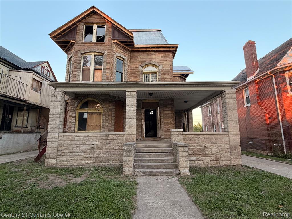 1564 Cadillac Boulevard Property Photo 1