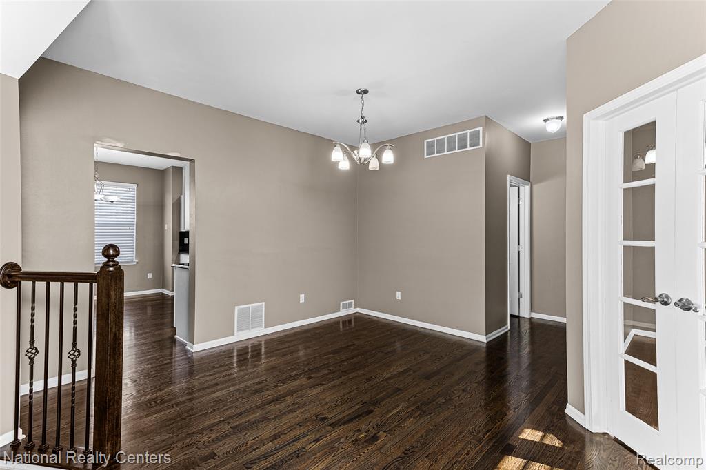 29 Lyons Court Property Photo 18