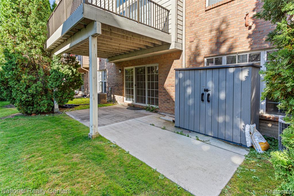 29 Lyons Court Property Photo 41