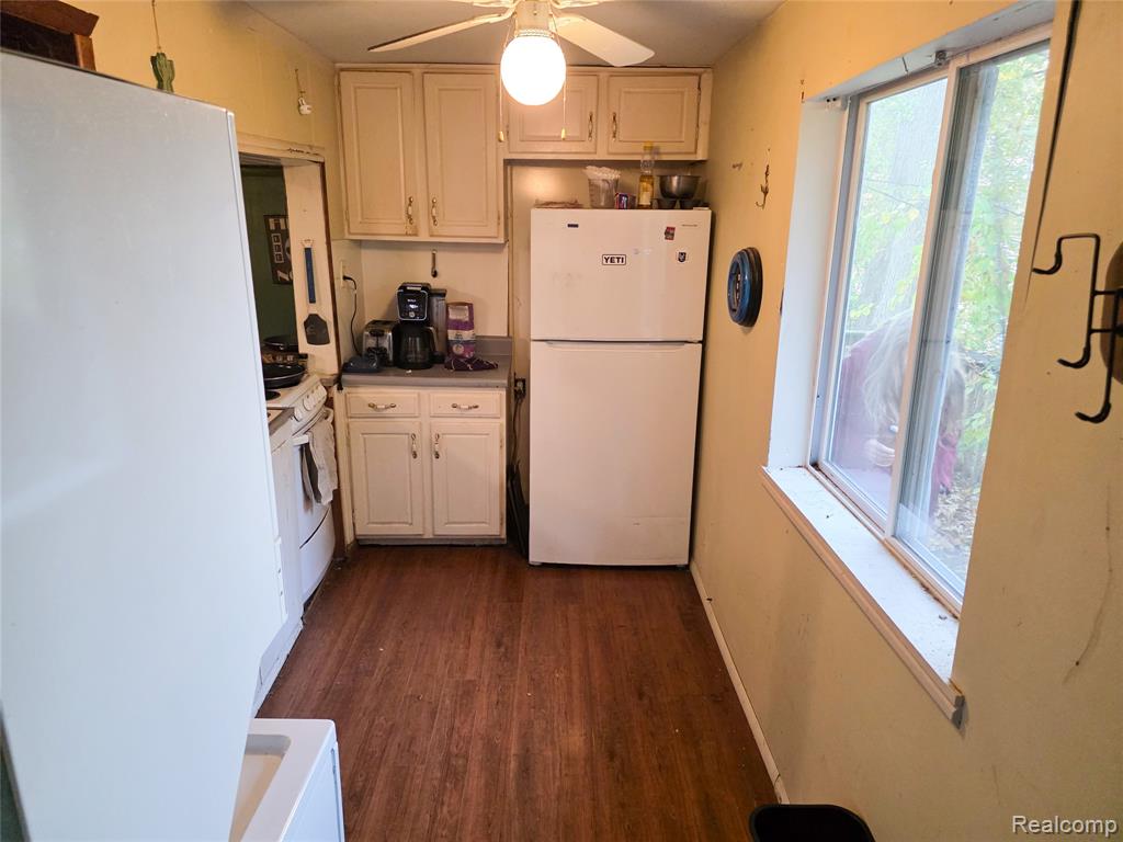 1632 Woodfield Street Property Photo 2