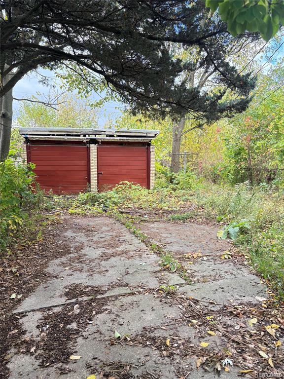 5235 Chalmers Street Property Photo 13