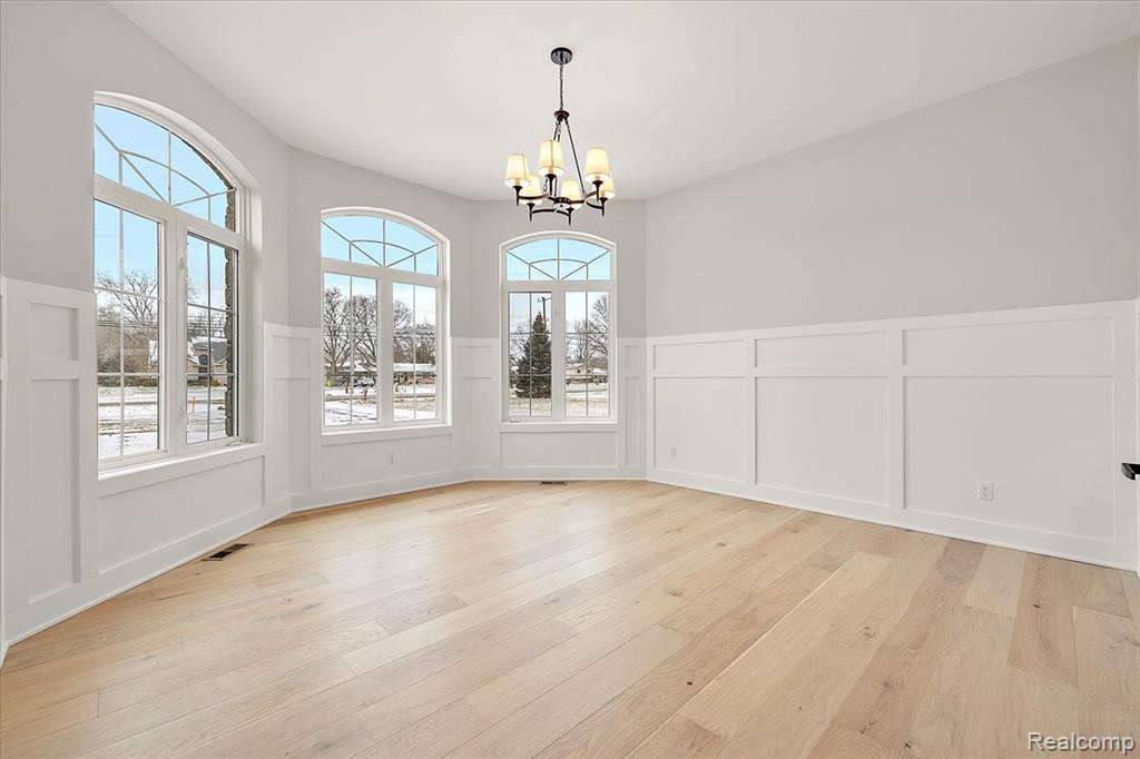 53650 Romeo Plank Road Property Photo 20