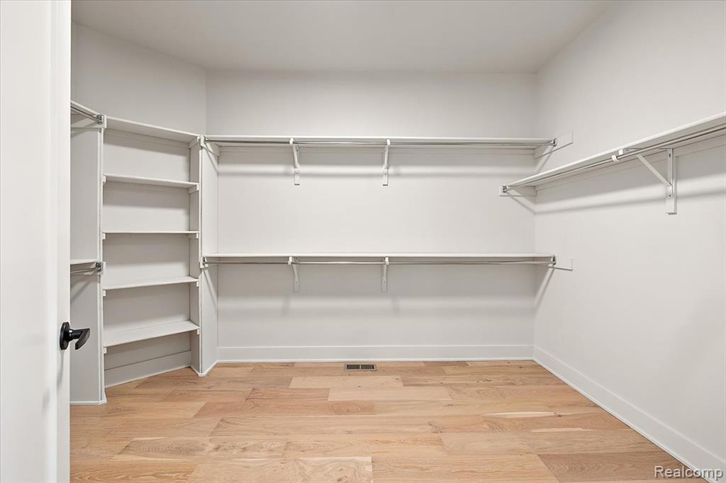 53650 Romeo Plank Road Property Photo 27