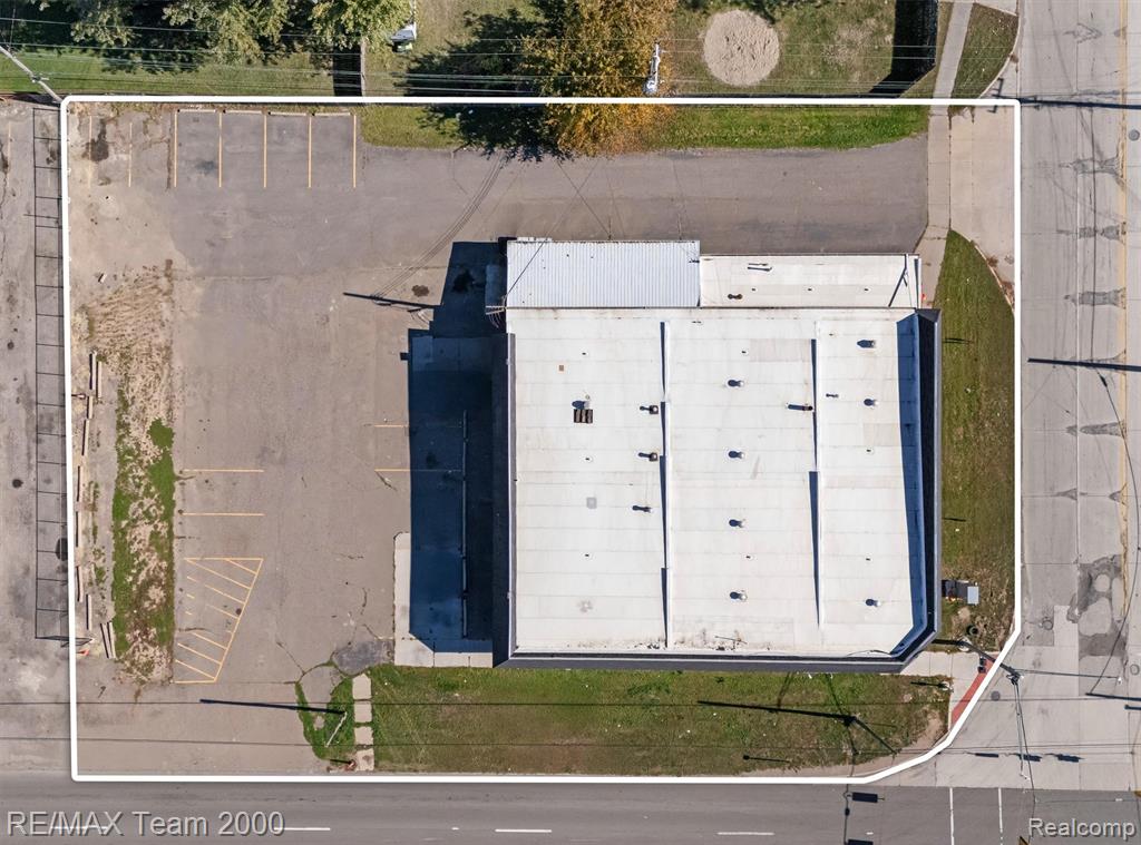 6397 Middlebelt Road Property Photo 2