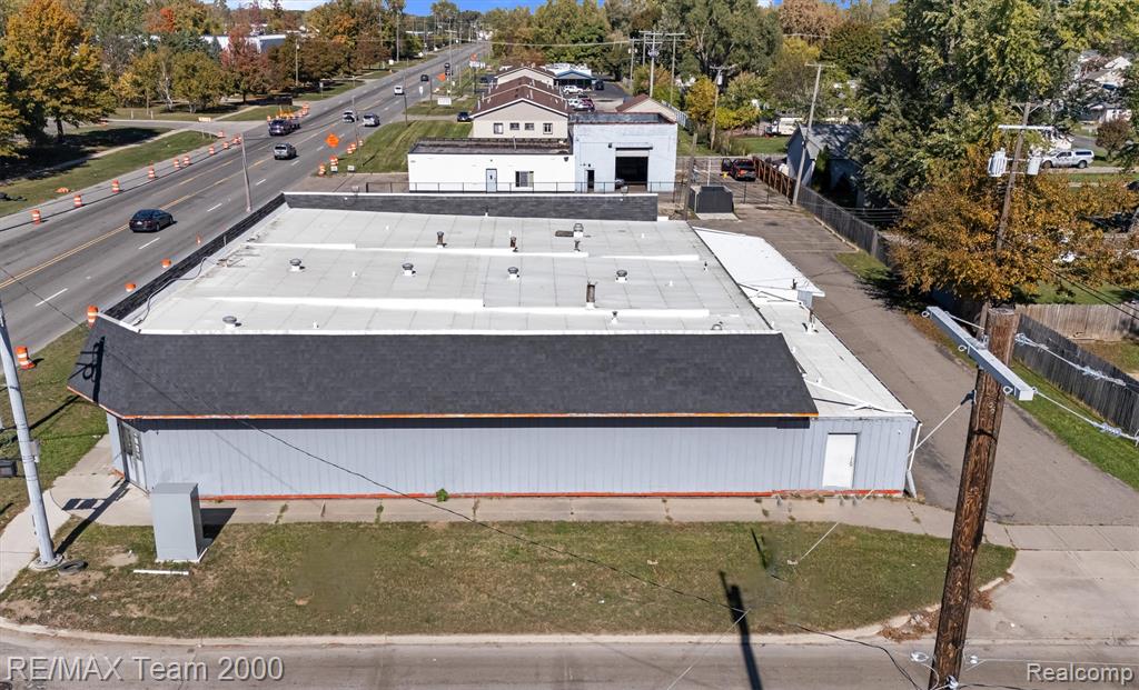 6397 Middlebelt Road Property Photo 6
