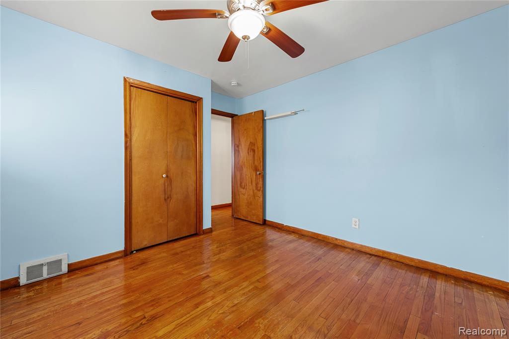 24544 Patricia Avenue Property Photo 13