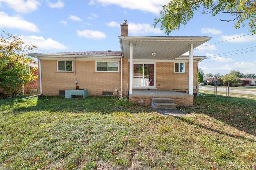 24544 Patricia Avenue Property Photo 26