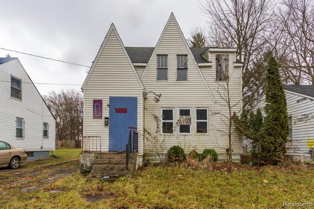 2718 N Chevrolet Avenue Property Photo 1