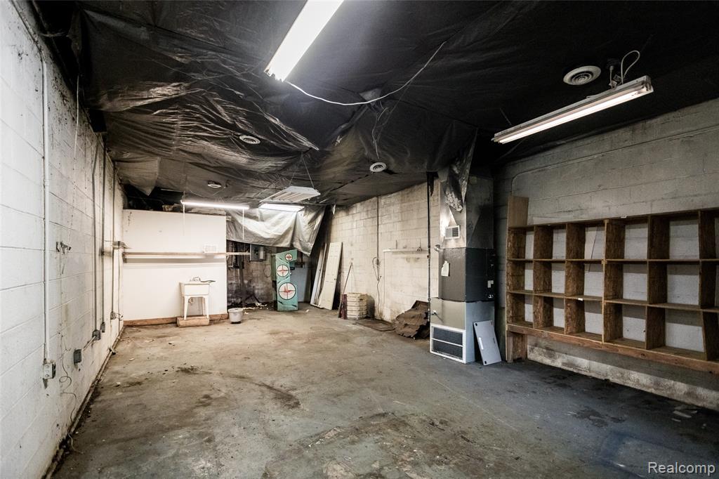 18563 Ryan Road Property Photo 7