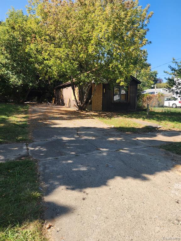 1308 Barney Avenue