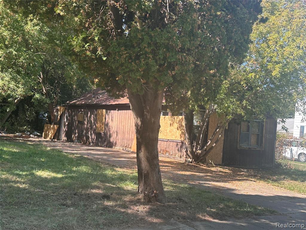 1308 Barney Avenue Property Photo 2