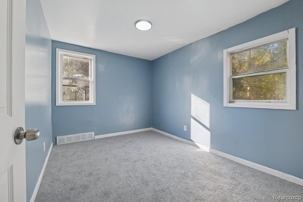 20107 Southfield Road Property Photo 25