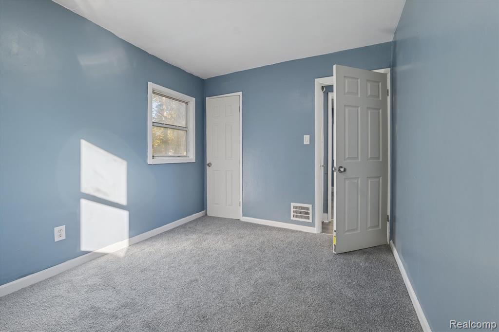 20107 Southfield Road Property Photo 26