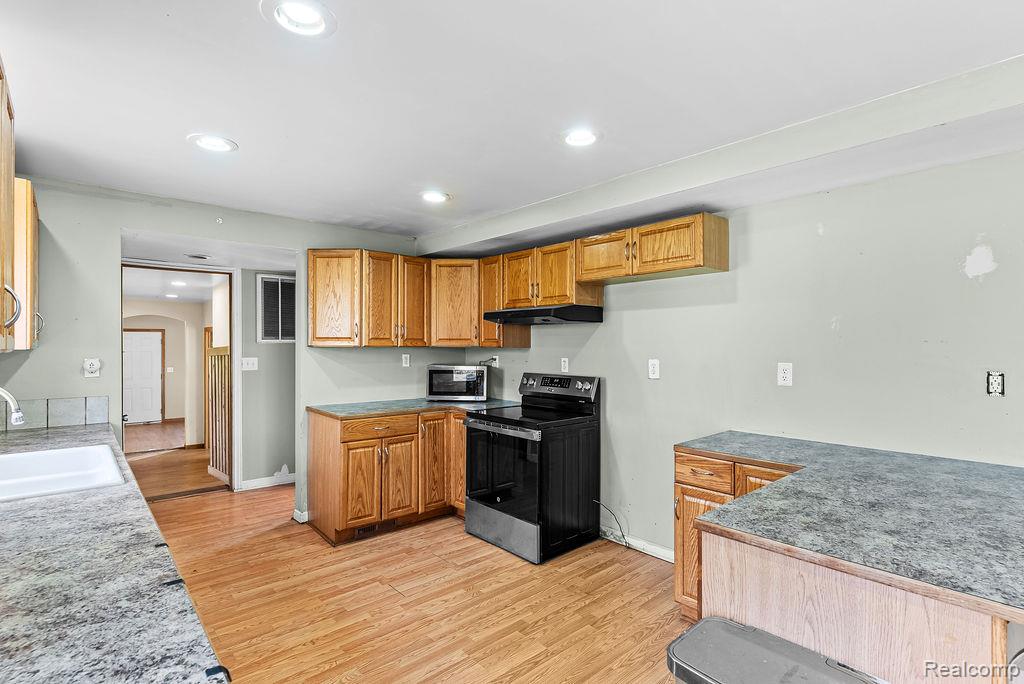 4576 W Baker Road Property Photo 19