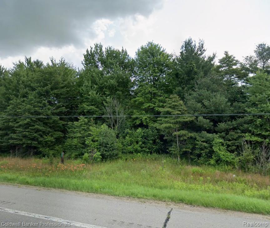 46333 M-140 Property Photo 1