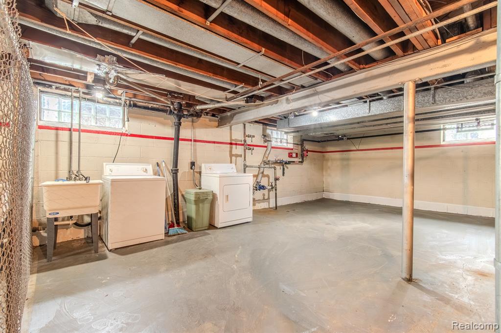 487 N Eton Street Property Photo 12