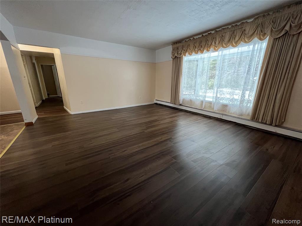 5318 Gemini Lane Property Photo 3