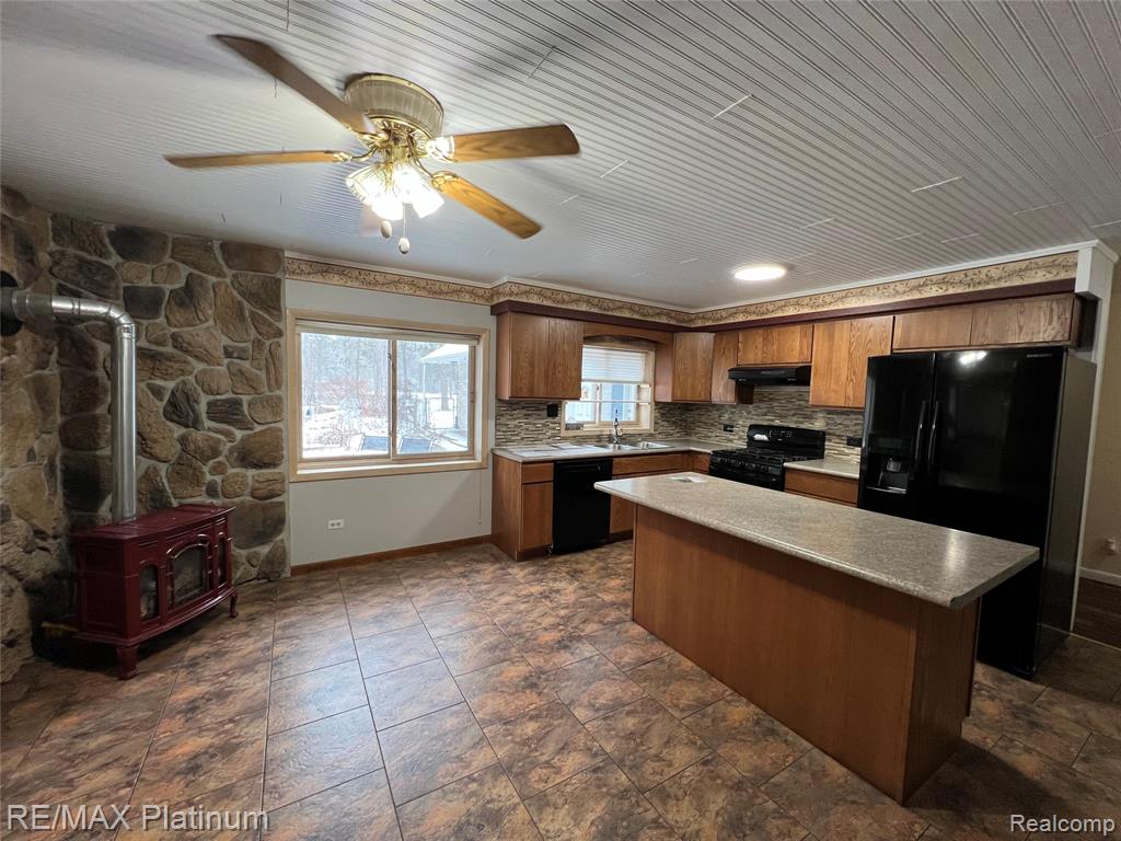 5318 Gemini Lane Property Photo 5