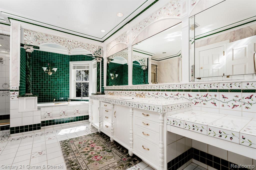 3063 Red Pine Point Drive Property Photo 46