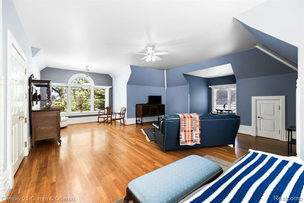 3063 Red Pine Point Drive Property Photo 79