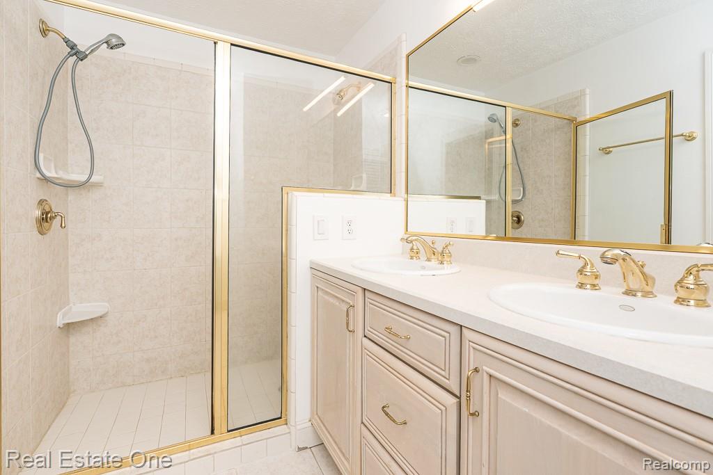 509 Walbridge Drive Property Photo 21