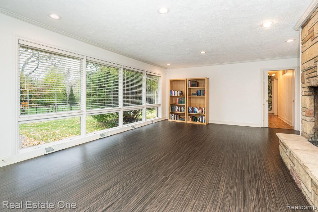 509 Walbridge Drive Property Photo 48