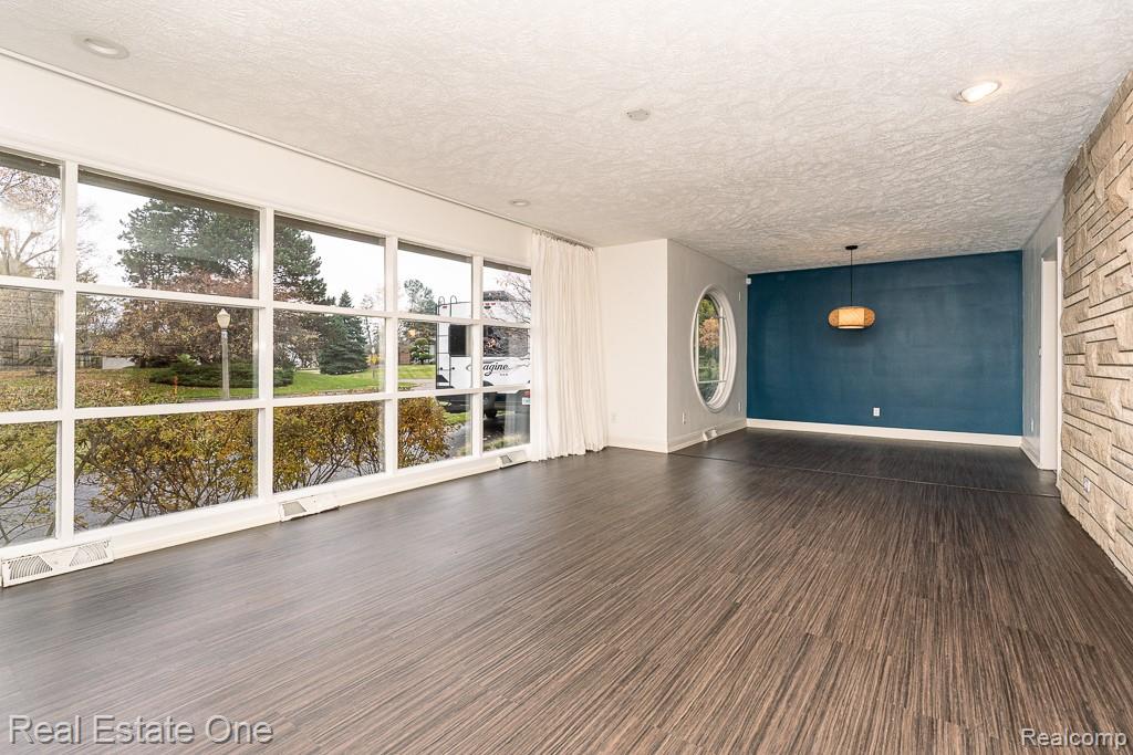 509 Walbridge Drive Property Photo 52