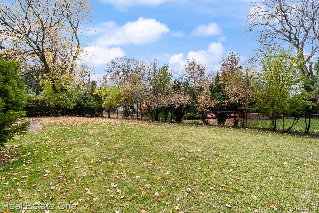 509 Walbridge Drive Property Photo 61