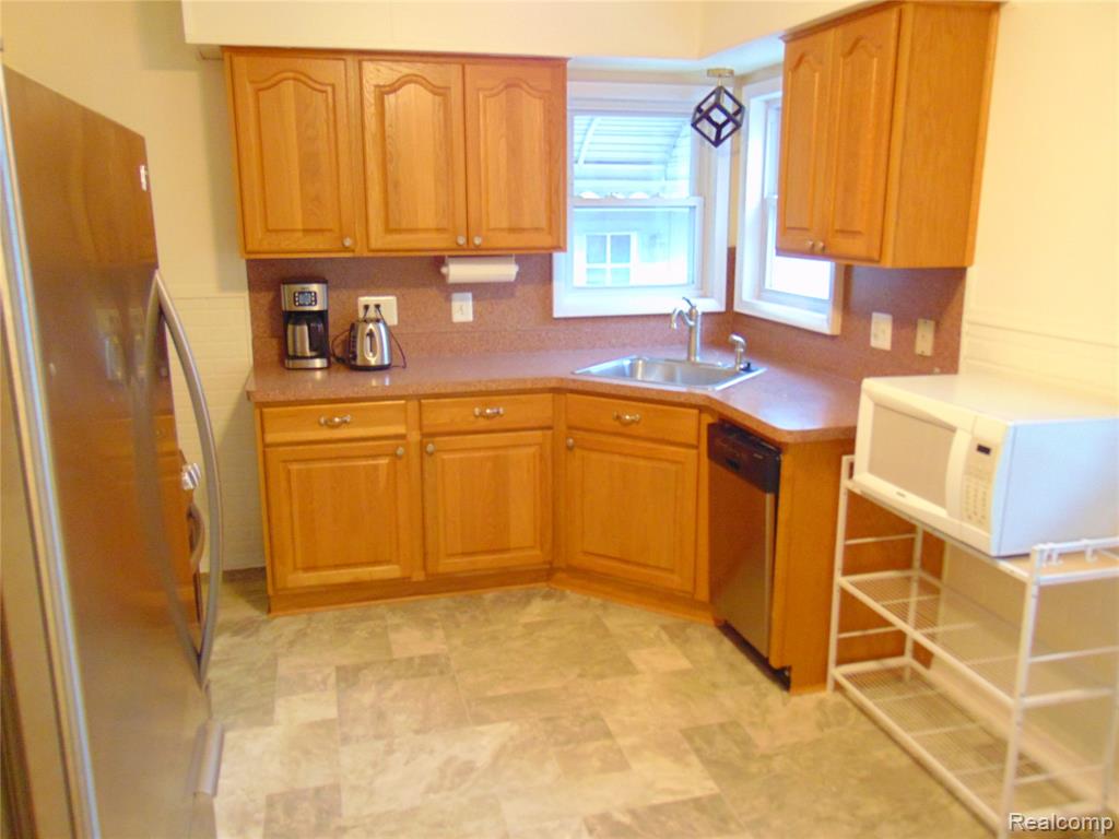 11201 Haller Street Property Photo 9