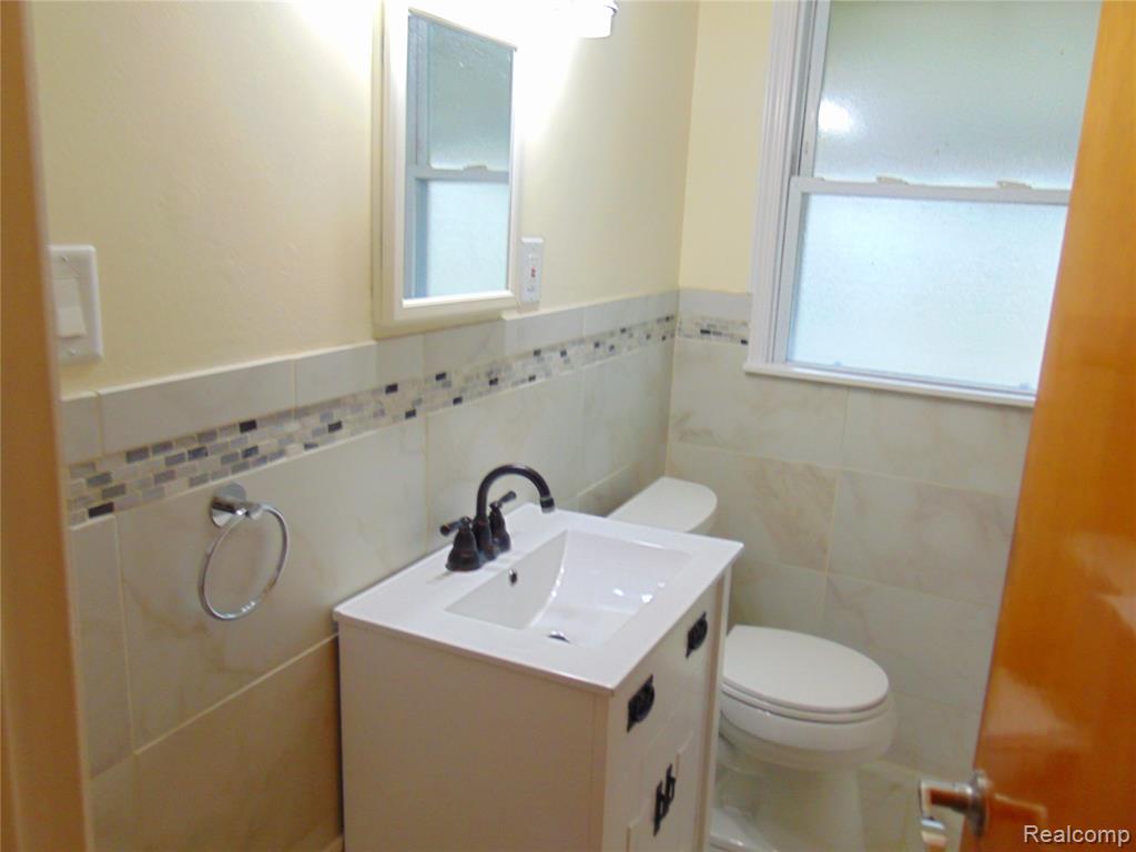 11201 Haller Street Property Photo 13