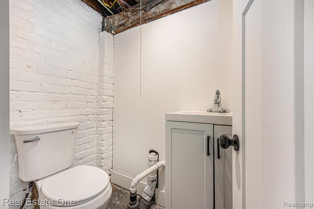 2532 Canton Street Property Photo 23