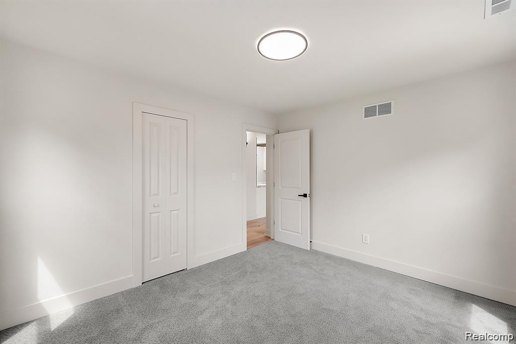 310 E Harry Avenue Property Photo 13