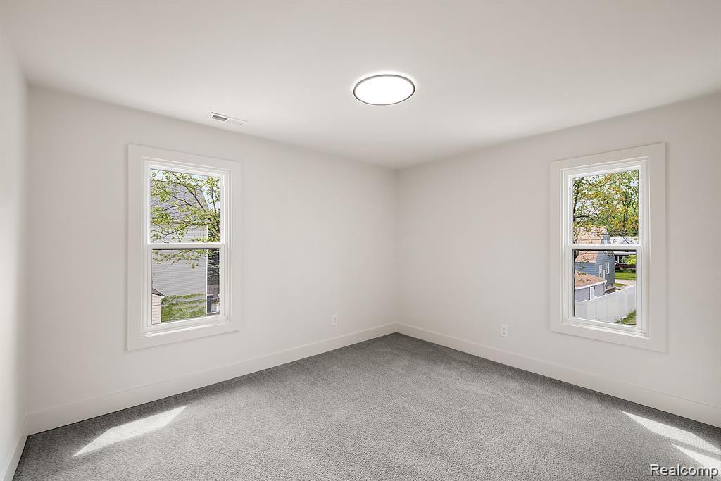 310 E Harry Avenue Property Photo 15