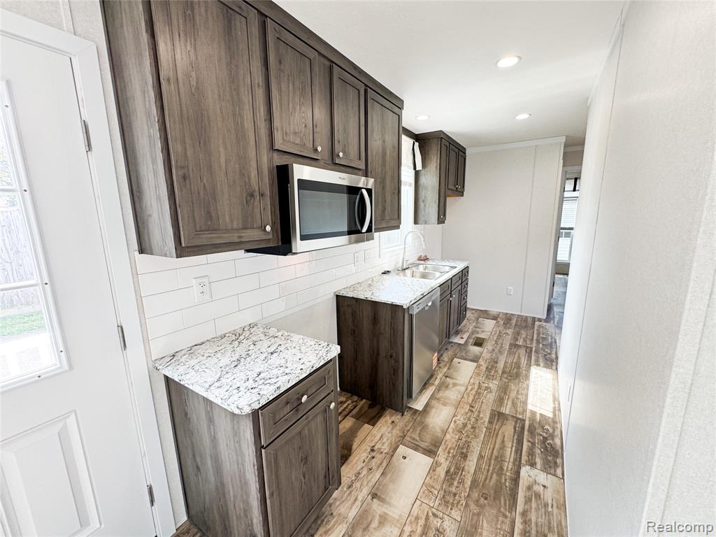 44 Retreat Way Property Photo 6