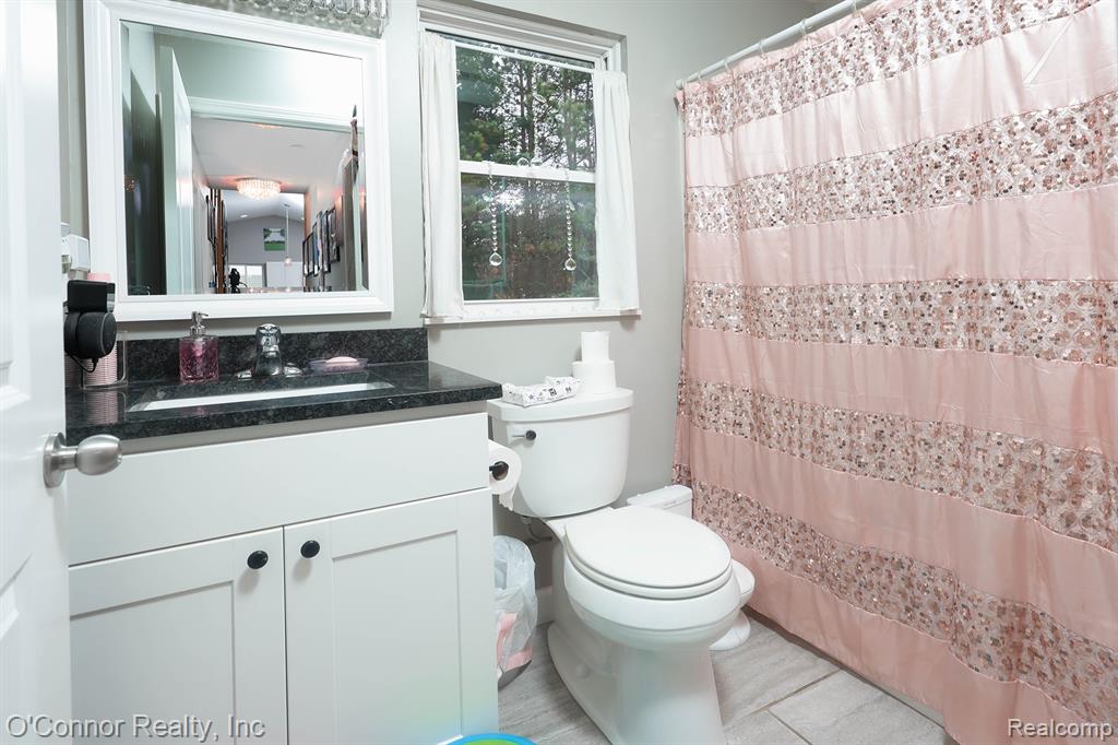 2007 Edward Lane Property Photo 16