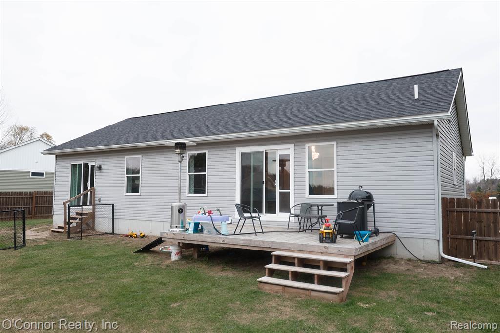 2007 Edward Lane Property Photo 24