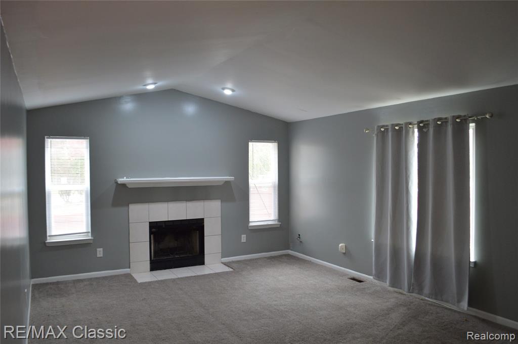 40433 Bluesprings Court Property Photo 12