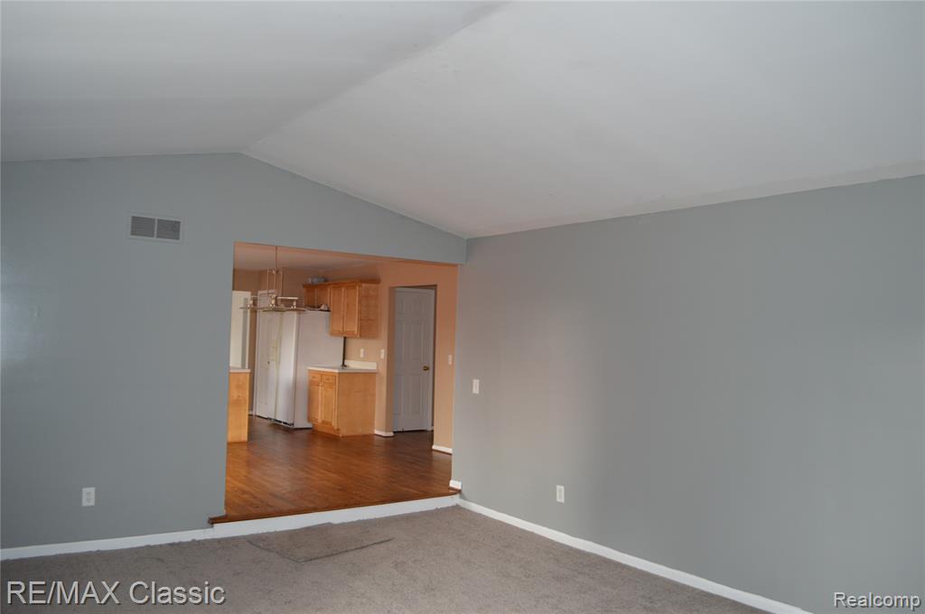 40433 Bluesprings Court Property Photo 13