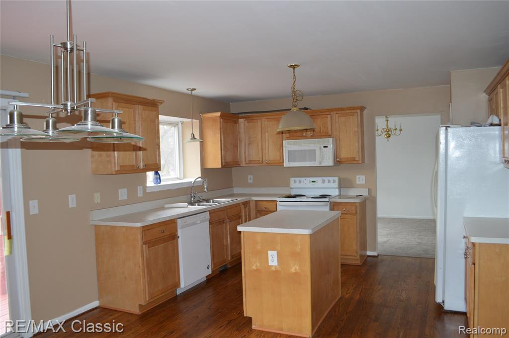 40433 Bluesprings Court Property Photo 15