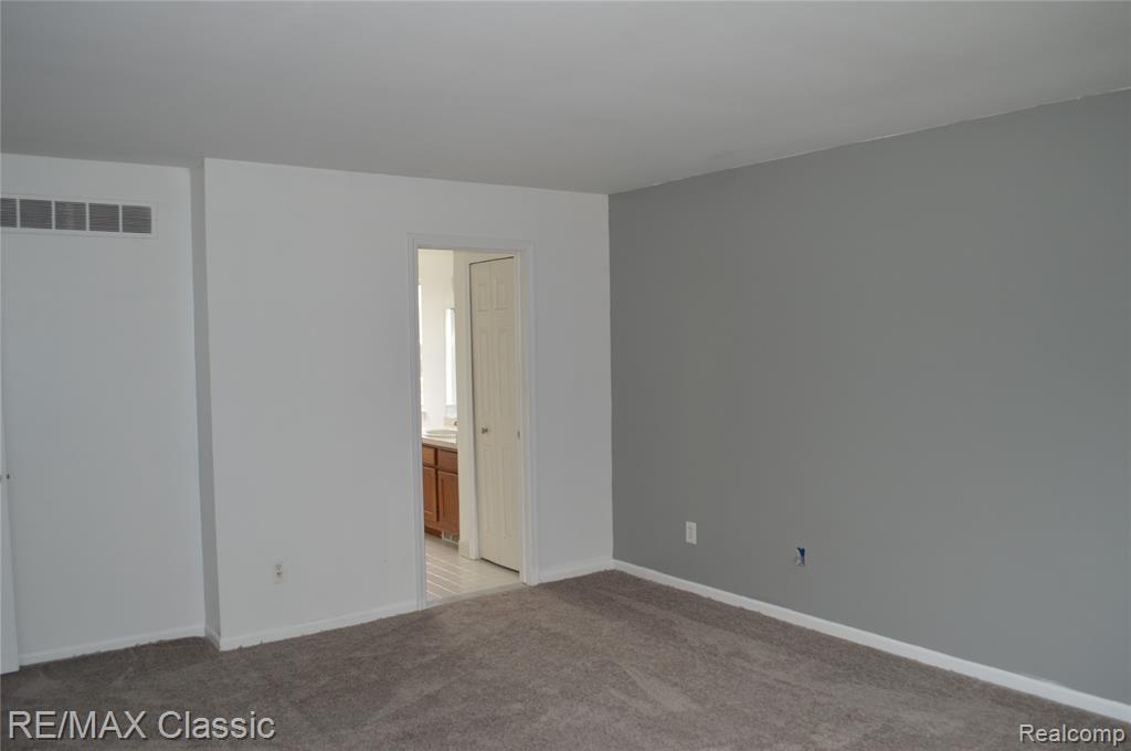 40433 Bluesprings Court Property Photo 20