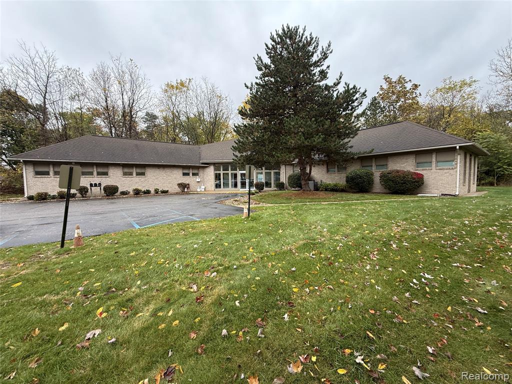 3380 Beecher Road Property Photo 2